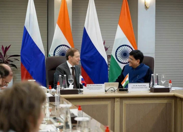 Денис Мантуров: Россия рассматривает сотрудничество с Индией в сфере судостроения