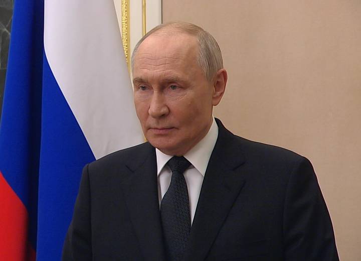 Поздравление Владимира Путина с Днём Военно-Морского Флота