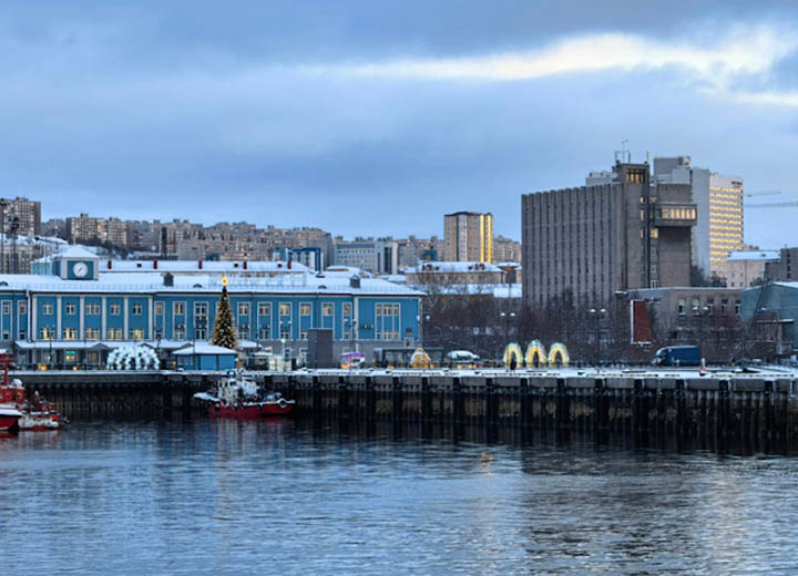 В морском порту Мурманск после капремонта введён в эксплуатацию пирс дальних линий