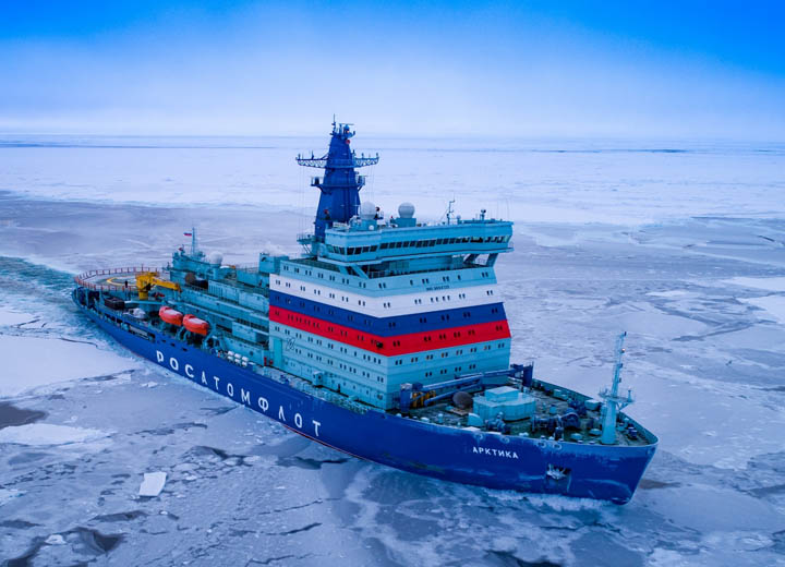 В России разработают программу строительства судов ледового класса для развития Севморпути