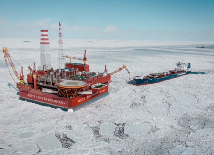 Ледостойкая платформа "Приразломная" прошла очередное освидетельствование