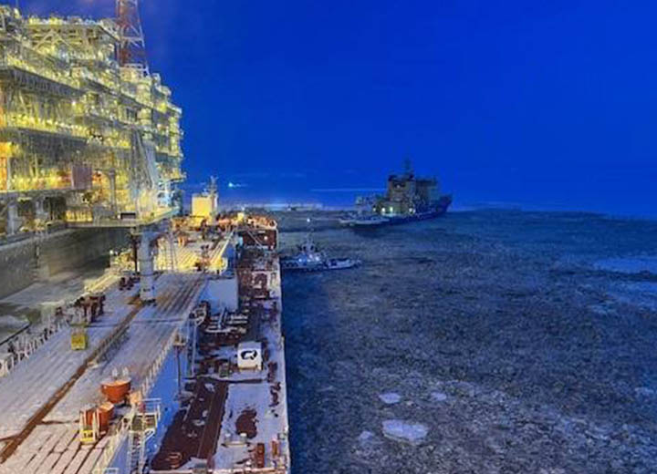 В замерзающих морских портах России обеспечена проводка более 4 тысяч судов