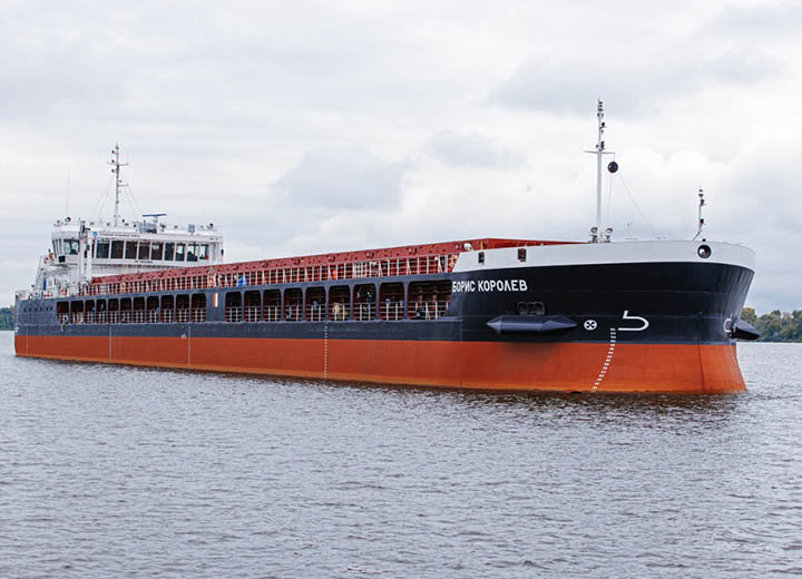 Новый сухогруз «Борис Королев» отправился в первый рейс