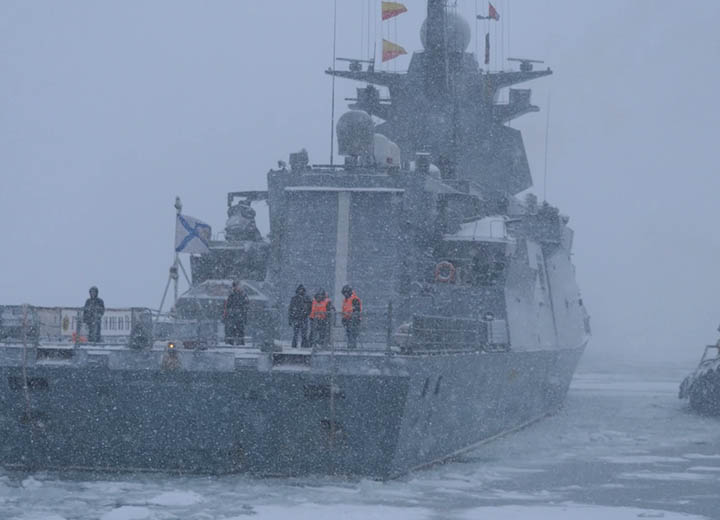 Корвет «Гремящий» вернулся в пункт базирования на Камчатку после выполнения задач дальнего морского похода