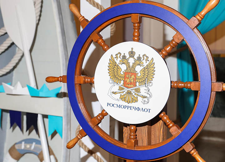 Минтранс России вернул знаки различия на форменной одежде работников речного транспорта