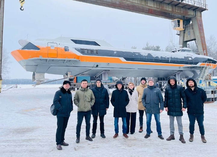 Суда на подводных крыльях "Метеор 120Р" могут перейти на электродвижение