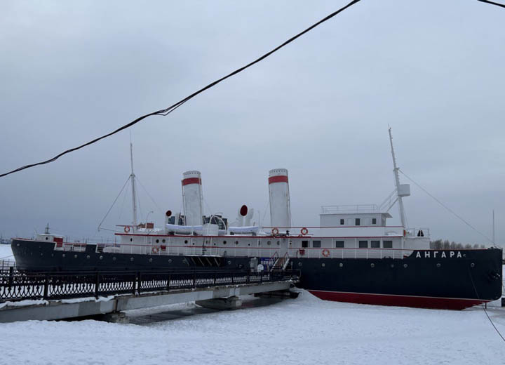 Старейший в мире ледокол отремонтируют в Иркутске к ноябрю