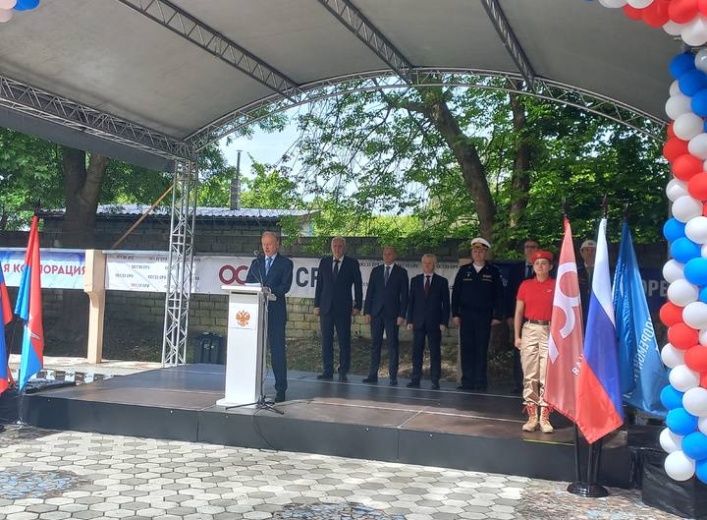 Николай Патрушев вручил коллективу 33-го судоремонтного завода ОСК почетный знак «За успехи в труде»