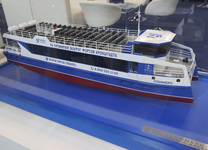 Прогулочный катамаран проекта "Соммерс" может перейти на СПГ