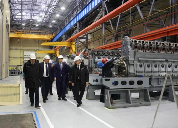 Глава Минпромторга ознакомился с ходом модернизации Коломенского завода