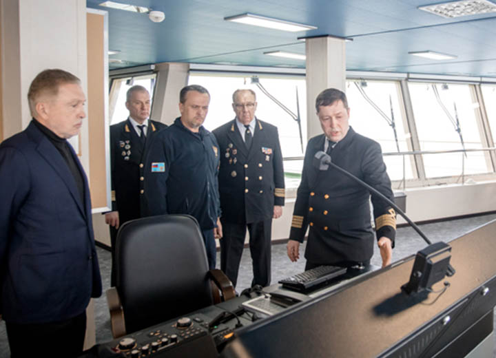 Министр транспорта России посетил ледокол «Виктор Черномырдин» в ходе инспекции ледовой обстановки в Финском заливе