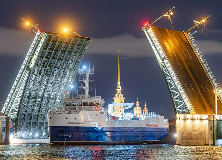 Краболов «Александр Сапожников» проекта CCa 5712LS прибыл в Санкт-Петербург для подготовки к передаче заказчику