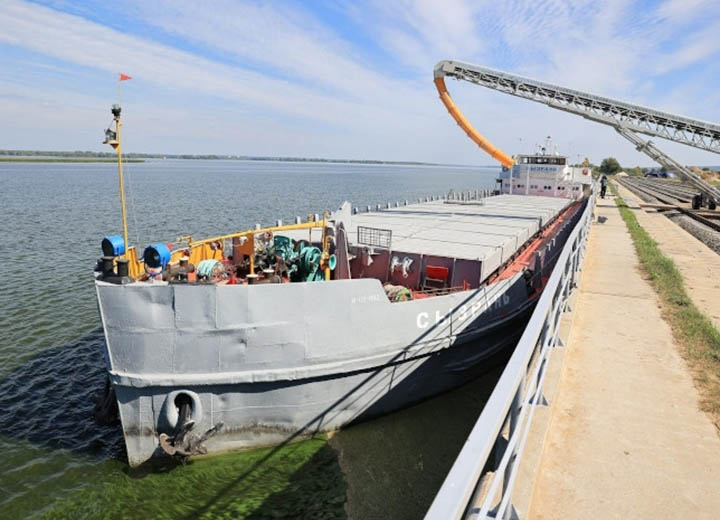 Мультимодальные логистические центры позволят увеличить речную грузовую базу на 30-40%