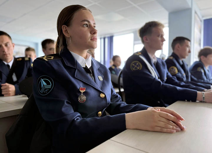 Студенты морских вузов России приняли участие в акции «Диктант Победы — 2026»