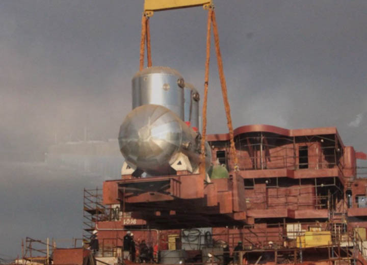 На атомный ледокол "Якутия" погружен отечественный деаэратор