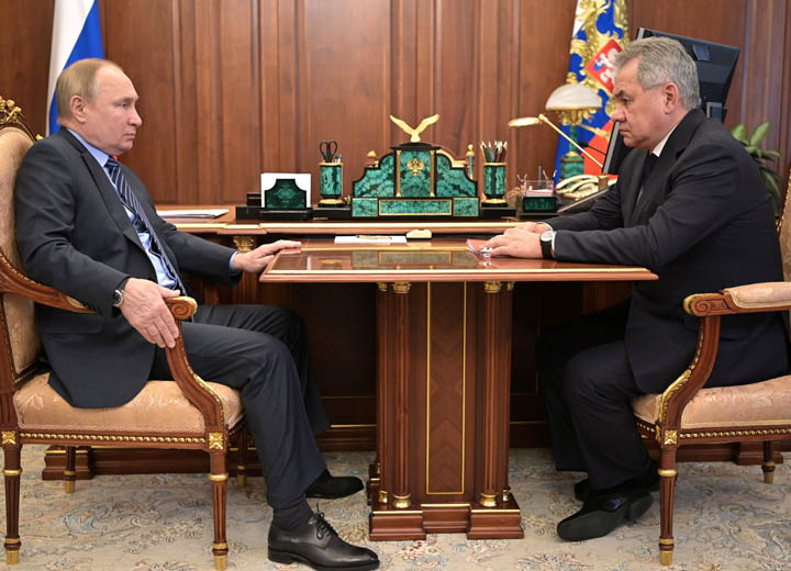 Владимир Путин провёл рабочую встречу с Министром обороны Сергеем Шойгу
