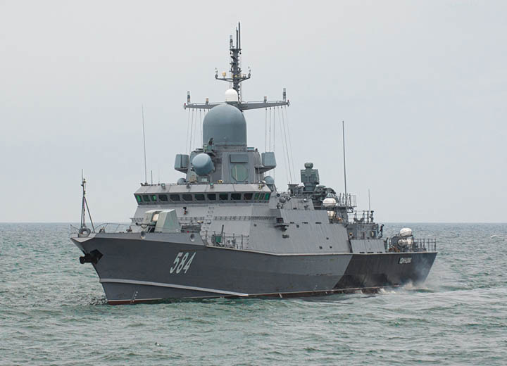 Корабельная группа Балтфлота выполнила электронные ракетные пуски по морским и береговым целям