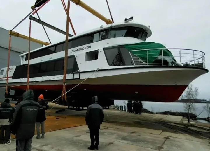 Электросудно «Ломоносов» проекта «Москва 2.0» спущено на воду на верфи «Эмпериум» в Отрадном (Ленобласть)