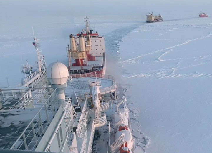 Михаил Мишустин: грузоперевозки по арктическим маршрутам РФ в 2022 году выросли до 34 млн тонн