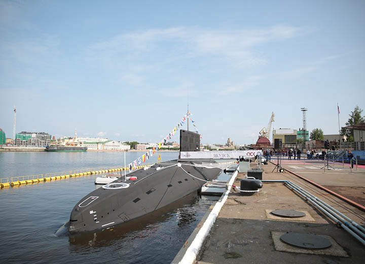 ОСК передала ВМФ РФ дизель-электрическую подводную лодку «Якутск»